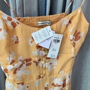 BNWT Abercrombie Tie strap Corset Midi Dress in orange